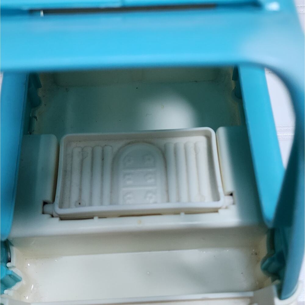Vintage Fisher-Price 1993 Loving Family Blue Minivan - Picture 7 of 9